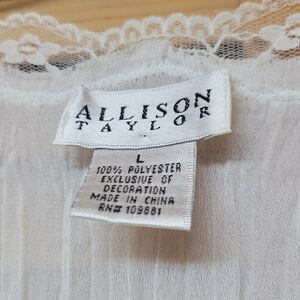 Allison Taylor White Lace Top